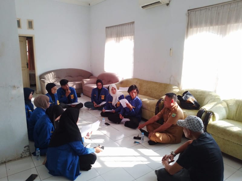 Dosen dan Mahasiswa CoE Matrics STIE Sutaatmadja Gali Potensi Desa Wisata Lembur Cigarsukgak Melalui Penelitian dan Pengabdian